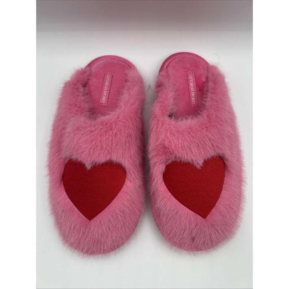 Victoria's Secret Pink Faux Fur Red Heart Slippers Slip  Small Size NWT